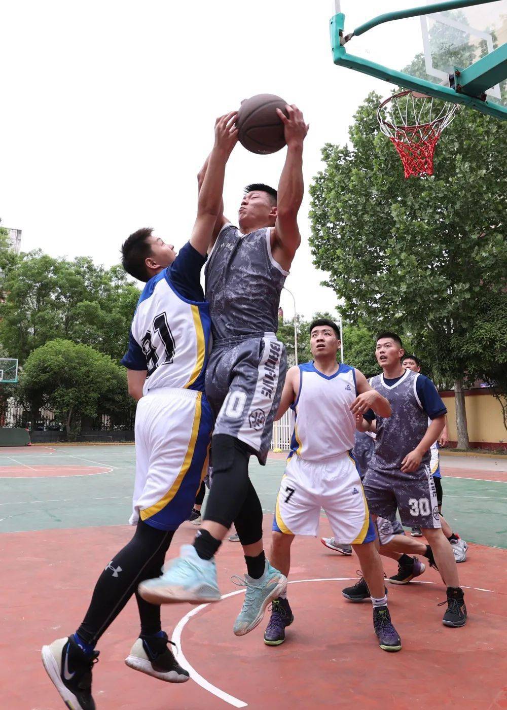 dafabet-关于西北亚篮球爱好者自发组织联谊赛，热情高涨的信息